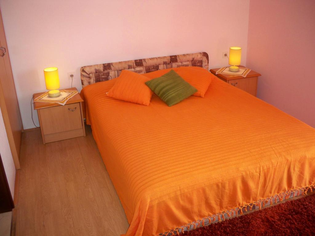 Guesthouse Lucic Orebić Rum bild